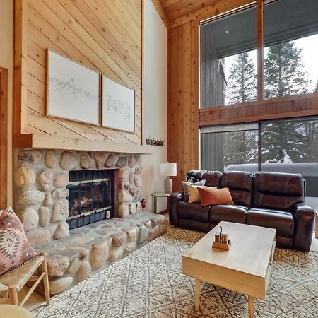 The Hidden Chalet Harbor Springs Bagian luar foto