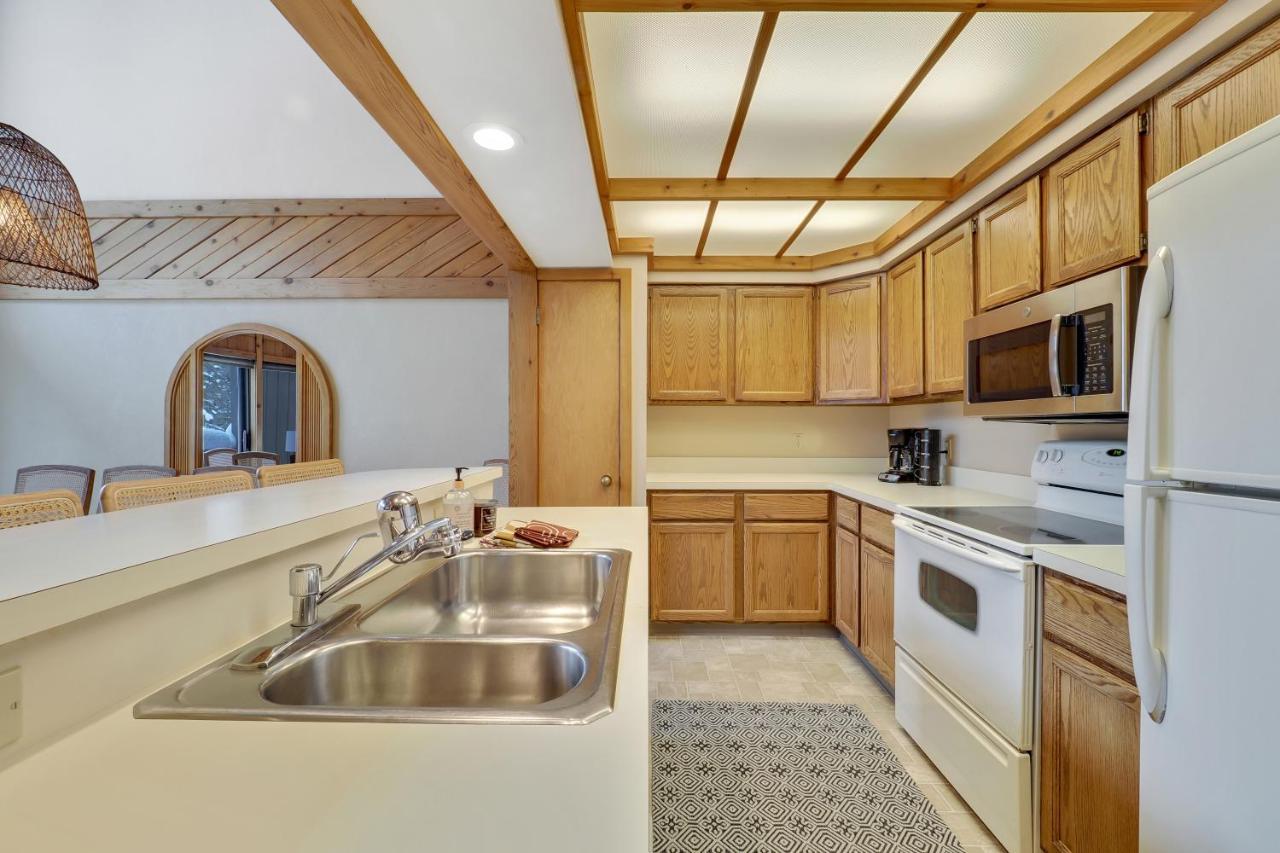 The Hidden Chalet Harbor Springs Bagian luar foto